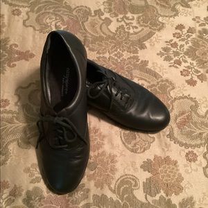 EasySpirit lace up shoes   size 8.5